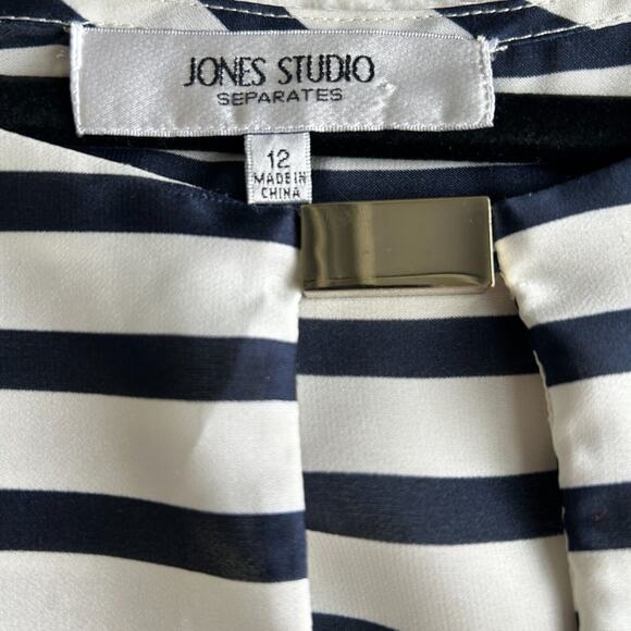 JONES STUDIO Separates Blouse Women's Size 12 Blue/White Striped Shirt Nautical - Picture 6 of 7